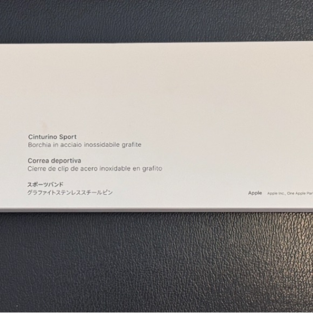 NEVER USED APPLE WATCH 2nd Generation 
in box - Picture 5 of 8